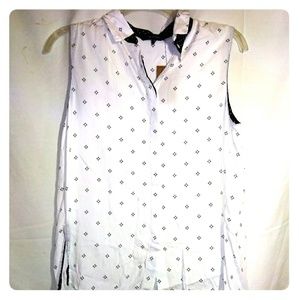 Nordstrom paradigma sleeveless buttin up top